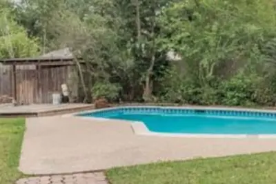 Image de Huge house in Richmond Tx Great for family events or just to relax.