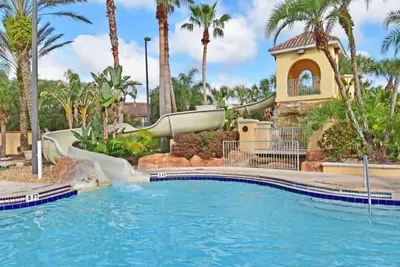 Image de Epcot food and wine festival-Resort style living, Mickey’s not so scary Halloween