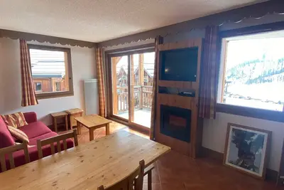 Image de Grand T3 plein sud avec garage couvert et accès direct aux pistes