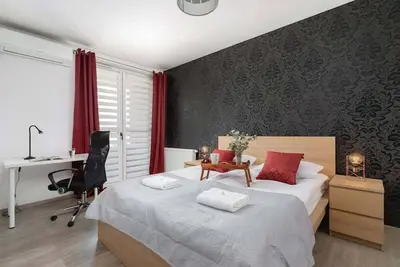 Image de Apartment in Kraków | 3 Bedrooms | 2 Balconies