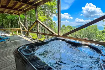 Image de Limited-Time April Deals—Your Dream Getaway at El Cabitan