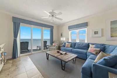 Image de Windemere 808 - Stunning - Spacious - Beachfront 4br w/ Luxury interior!