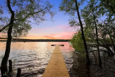 Image de South Shore Edgewater Chalet