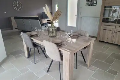 Image de House located in a quiet cul-de-sac, close to the dunes.