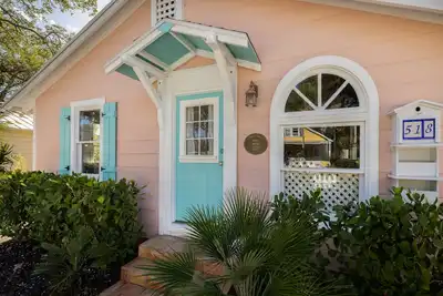 Image de Historic Cottage in Downtown Sarasota