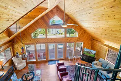 Image de Bayview Cabin - Lake Pend Oreille Views\/Sleeps 8