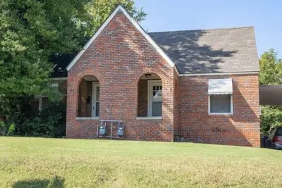 Image de Route 66, walk to Tulsa Expo Square and Tu, Pet friendly duplex