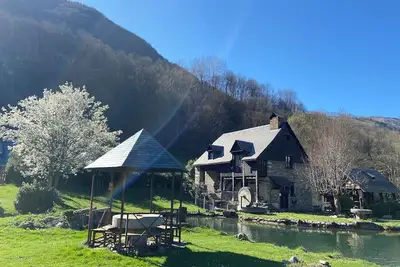 Image de Loudenvielle : Charmant appartement sur un vieux moulin à eau - classé 2 étoiles