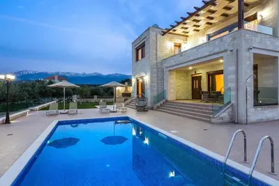 Image de Villa Medina - Modern Stone Villa - groups\/family