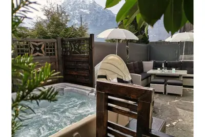 Image de Apartment with Lake View and jakuzzi 3