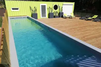 Image de Habitat insolite : Container aménagé au vert et au calme