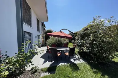 Image de Apartment with large terrace and garden near the lake