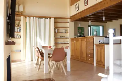 Image de Gîtes 3 chambres -Piscine -Vue sur la vallée de l'Orb