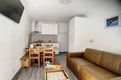 Image de Pied des pistes de ski, étage -1, télévision, casier à ski, 25m², Les Menuires