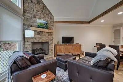 Image de Newly Updated Unit in Chestnut Ridge! - Oakstone
