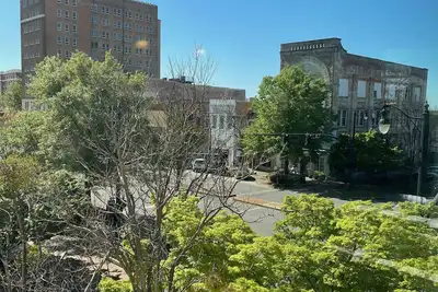 Image de Downtown Loft walking distance to Ua