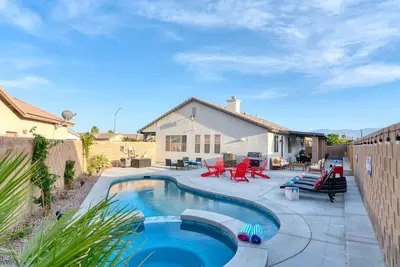 Image de Stunning House W/ Karaoke, Pool, Hot Tub, Games