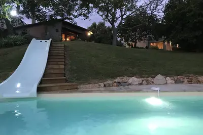 Image de Maison de campagne avec piscine et toboggan, golf 6km