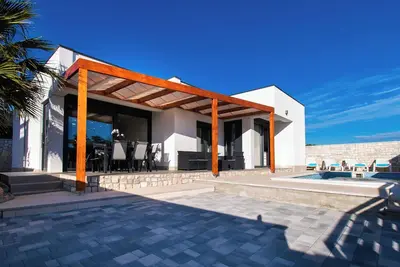 Image de Maison Draga (82311-K1) - Vodice