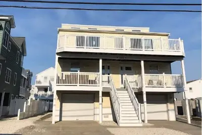 Image de Smile you're in Sea Isle! New to the Rental Market