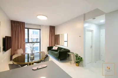 Image de Gorgeous 1 bedroom apt \" J Tower\"