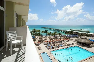 Image de An Adventure Awaits! 3 Comfortable Units, Pool, Pets Allowed