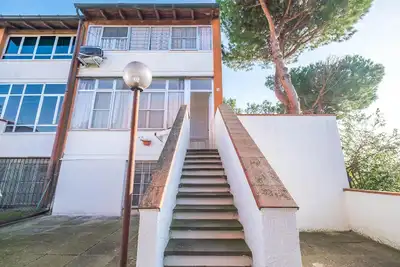 Image de Appartement de vacances Lido delle Nazioni pour 1 - 4 personnes avec 1 chambre à coucher - Maison mi
