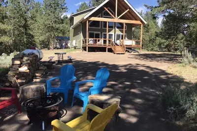 Image de Sunset Hideaway. Private 5 minute walk to lake.