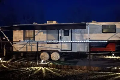 Image de Remodeled 5th wheel secluded and private