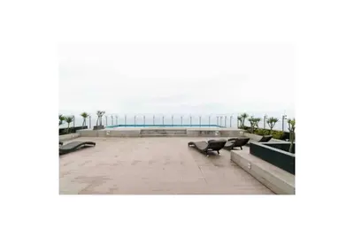Image de New Department near airport w/ free Netflix