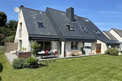 Image de Grande maison Ă 300 m de la grande plage sur un grand terrain, 4 chambres pour 10 personnes