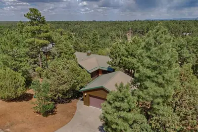 Image de Bison Ridge 4 Br, 4ba Cabin with National Forest access and views!