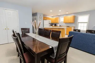 Image de 3 Bedroom Condo; 1. 5 Blocks to Beach/Boardwalk