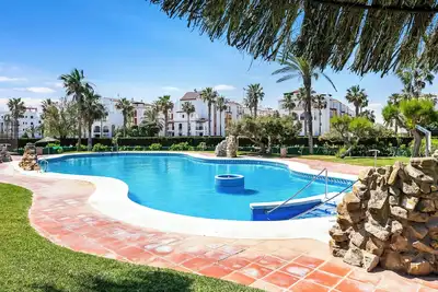 Image de Appartement \"El Duende de Zahara\", avec vue sur mer, piscine, gym et Wi-Fi.