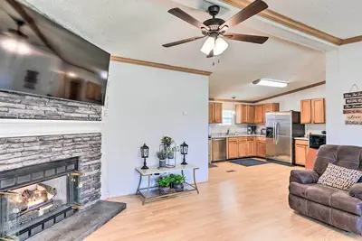 Image de Arapahoe Home w\/ Fireplace Near Deer Hunting