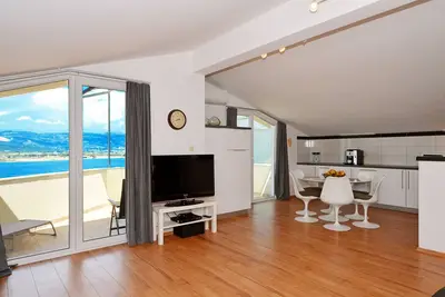 Image de Blue Sky 5 - apt with 3 bedrooms for 5+2 in Mastrinka,