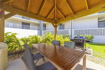 Image de Affordable Condo, steps to the Beach!
