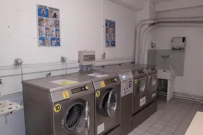 Image de 6ème étage, balcon, télévision, casier à ski, 56m², Brides Les Bains