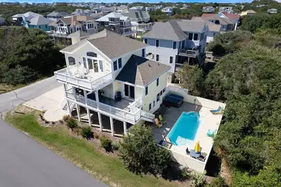 1675* A Shore Thing *2 min walk to beach access