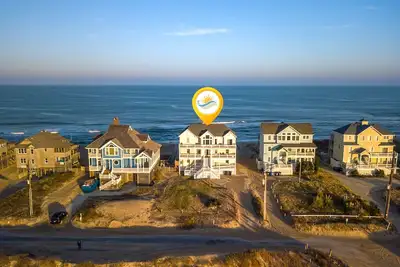 Image de Oceanfront dog friendly elevator pool table