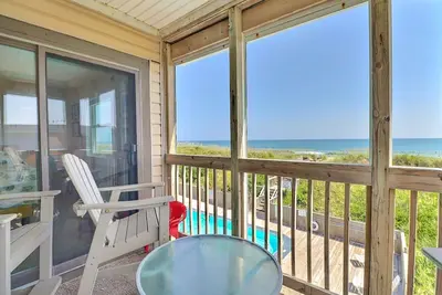 Image de Nags Head Oceanfront Condo | Pool & Views