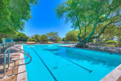 Image de 2br Duck Condo: Walk to Beach, Pool & Tennis