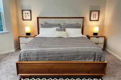 Image de Luxurious Private Home w/Game Room @ Heart of Rtp!