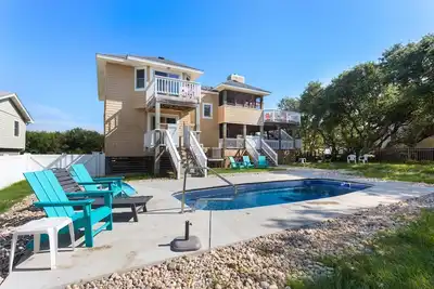 Image de 3011 Totally Beachin' * 2 Min Walk to Beach * Pool