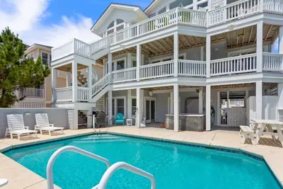 1678 Wave Rider * 1 Min Walk to Beach