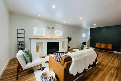 Image de Glacier Park Vrbo Luxury Cabin