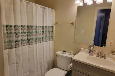 Image de Cozy townhouse, close to downtown.