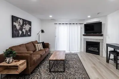 Image de This condominium is a 2 bedroom(s), 1 bathrooms, located in North Logan, Ut.