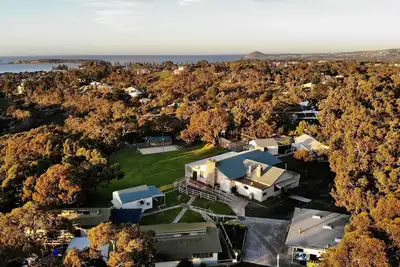 Image de Bunkhouse accommodation at stunning Victor Harbor