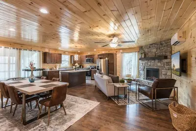 Image de Brand New Luxury Cabin-Private Appalachian Retreat